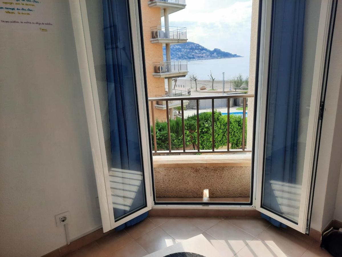 Апартаменты Castell Joncar,30 M De La Playa, 1Era Linea De Mar, Vista Al Mar Росас Экстерьер фото